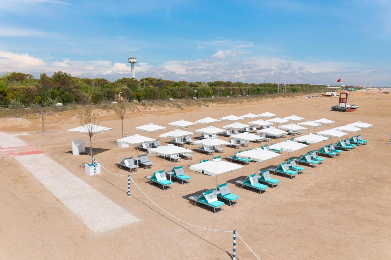 Hotel Luxury Camp At Union Lido Cavallino-Treporti Exterior foto